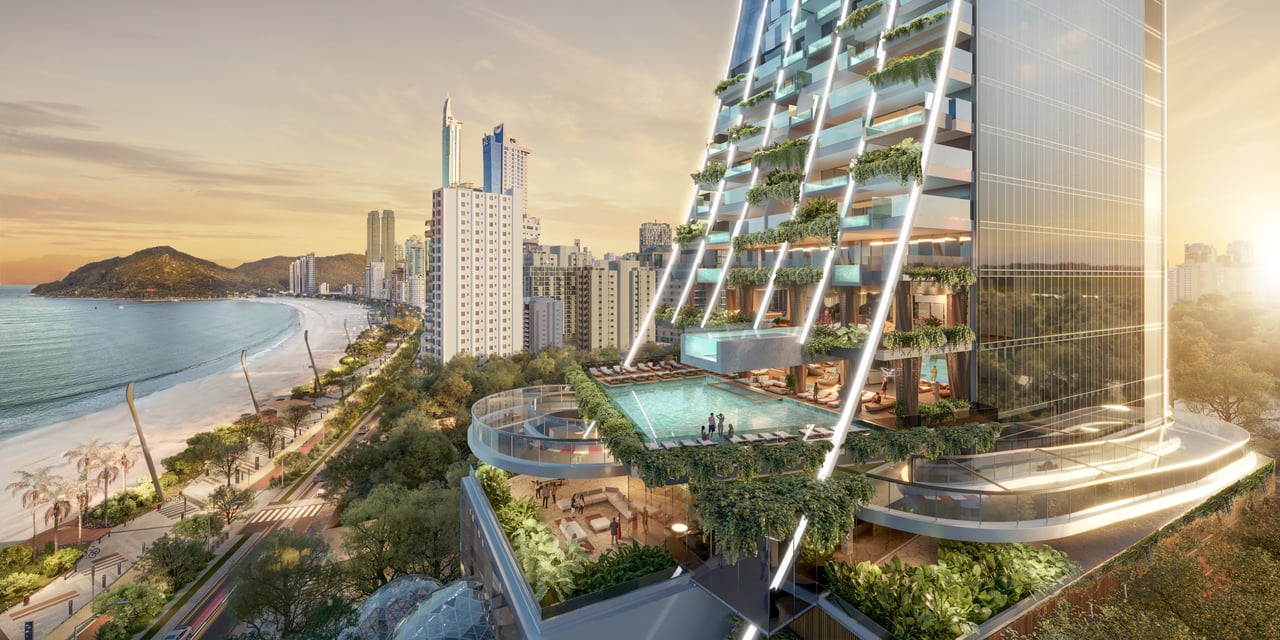 Base da Senna Tower com deck de piscina e vista da Praia Central de Balneário Camboriú